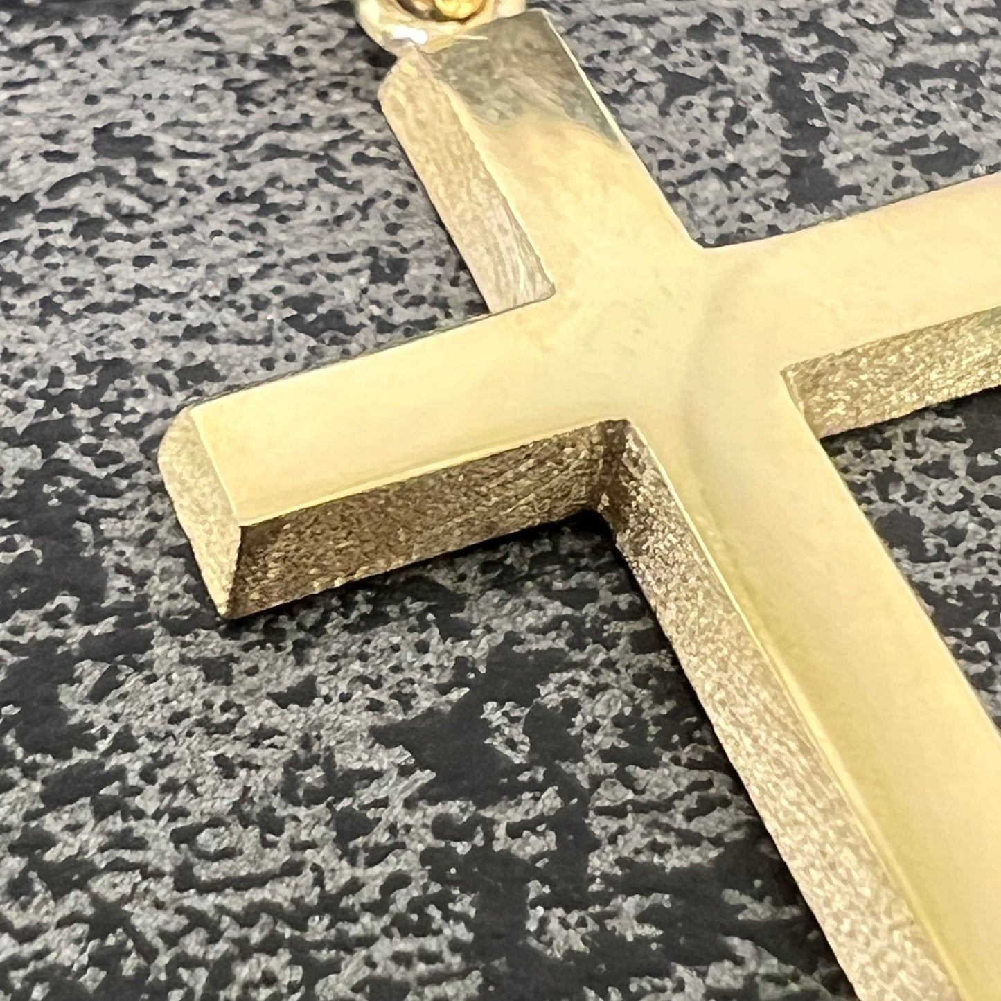 14 karaat gouden kruis kettinghanger