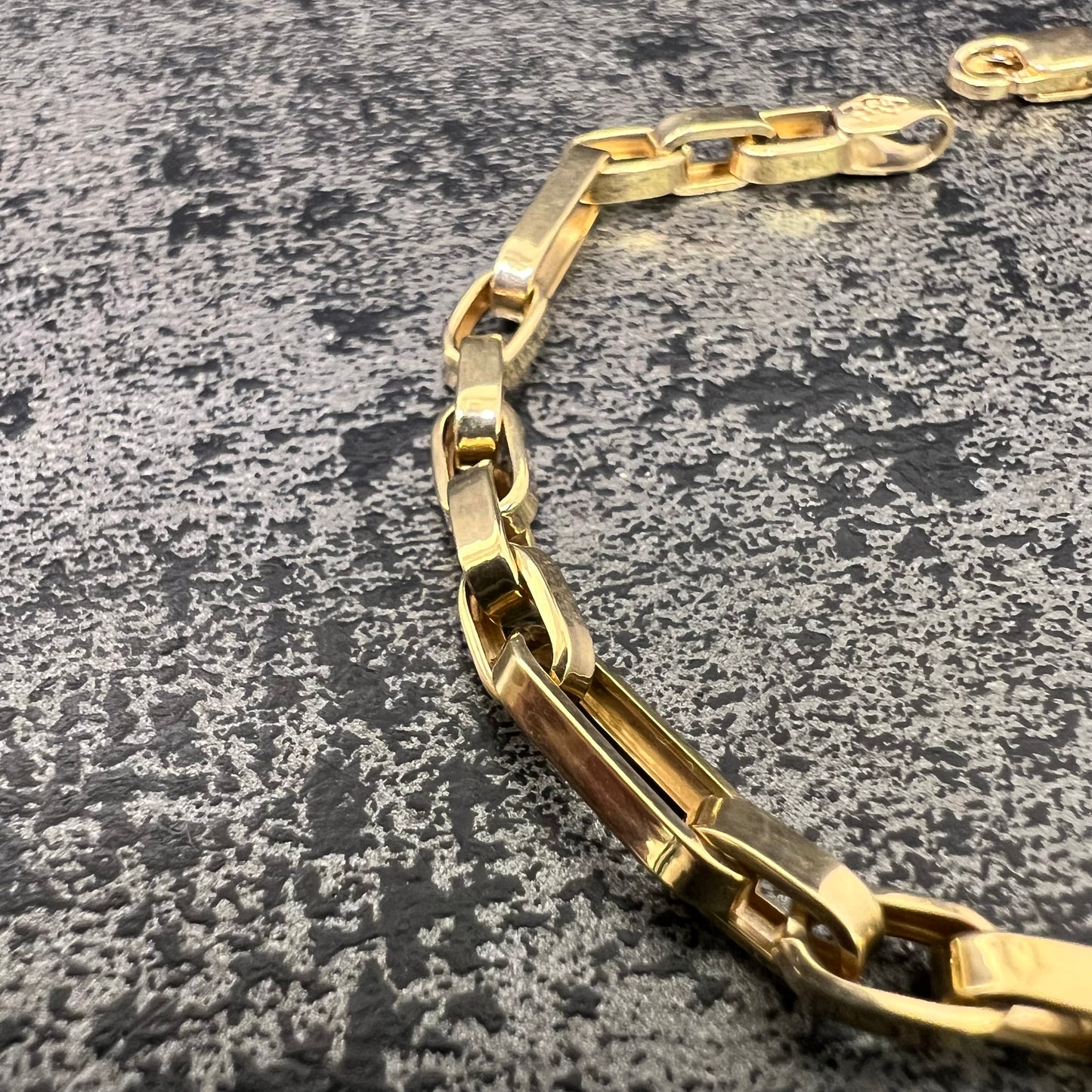 14 karaat gouden armband 4mm 19 cm