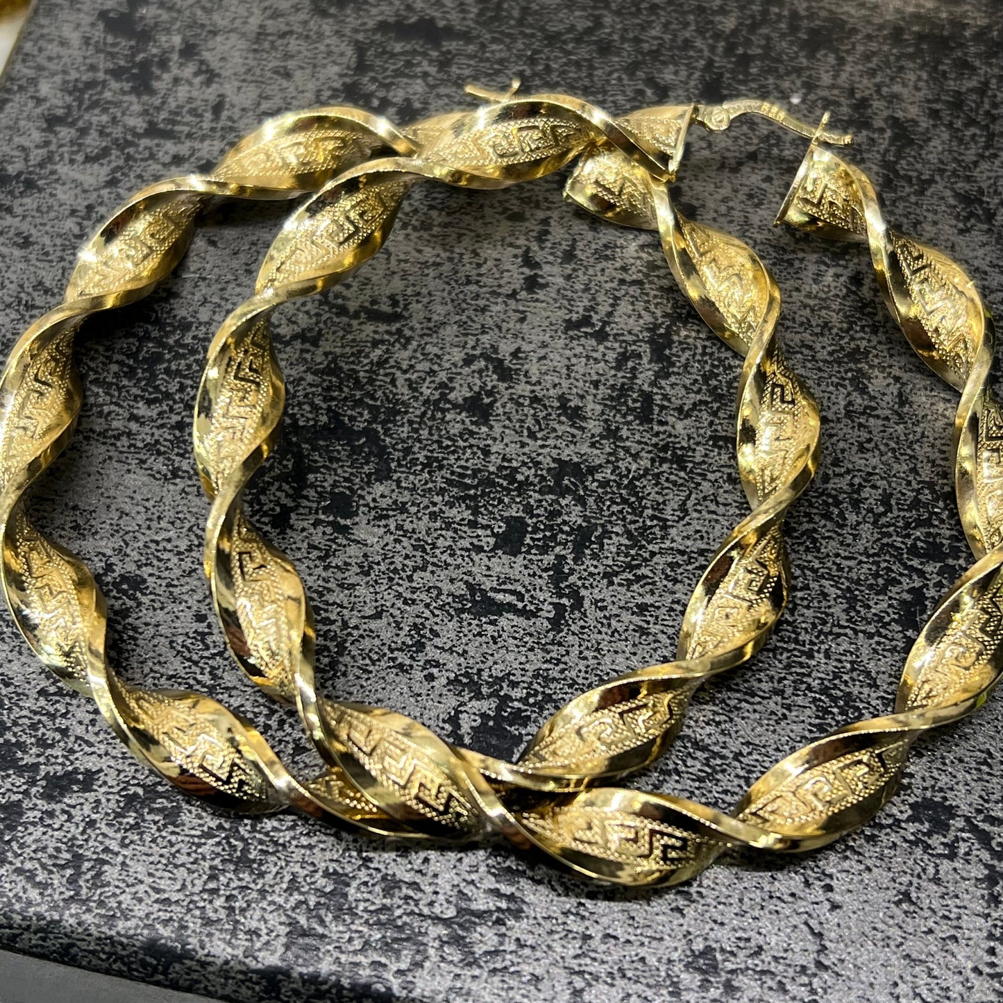14 karaat gouden wokkels oorbellen