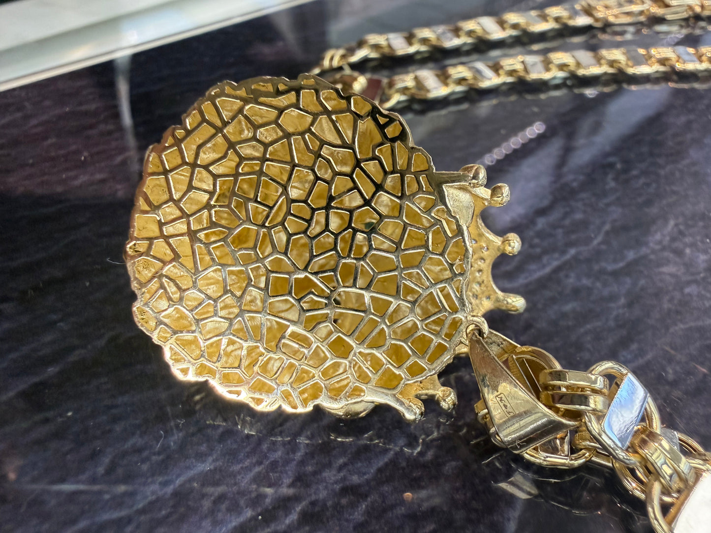 14 Karaat Kingsley Ketting Geel- en Witgoud met Leeuw Hanger