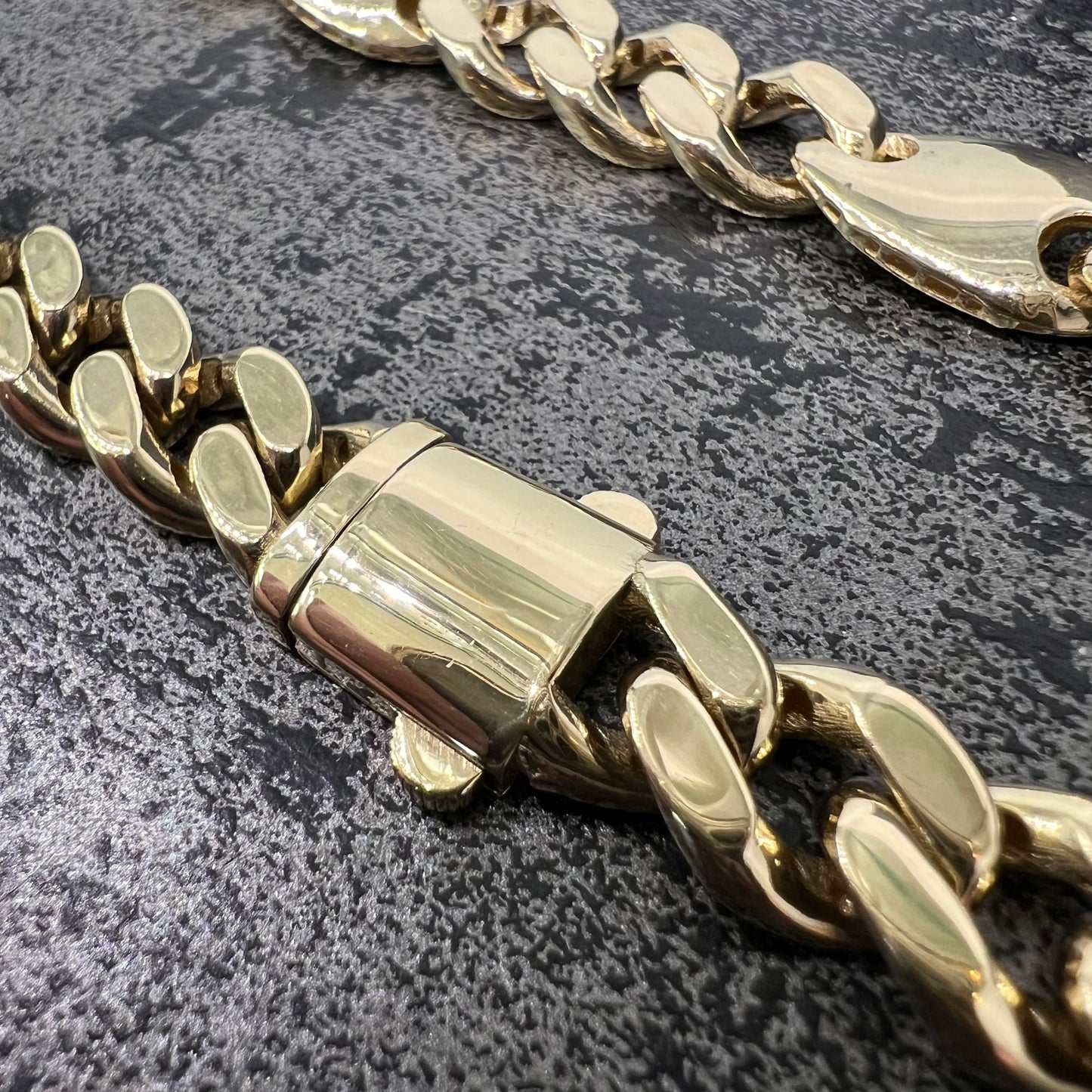 14 karaat gouden Cuban ketting 9,7 mm 65 cm
