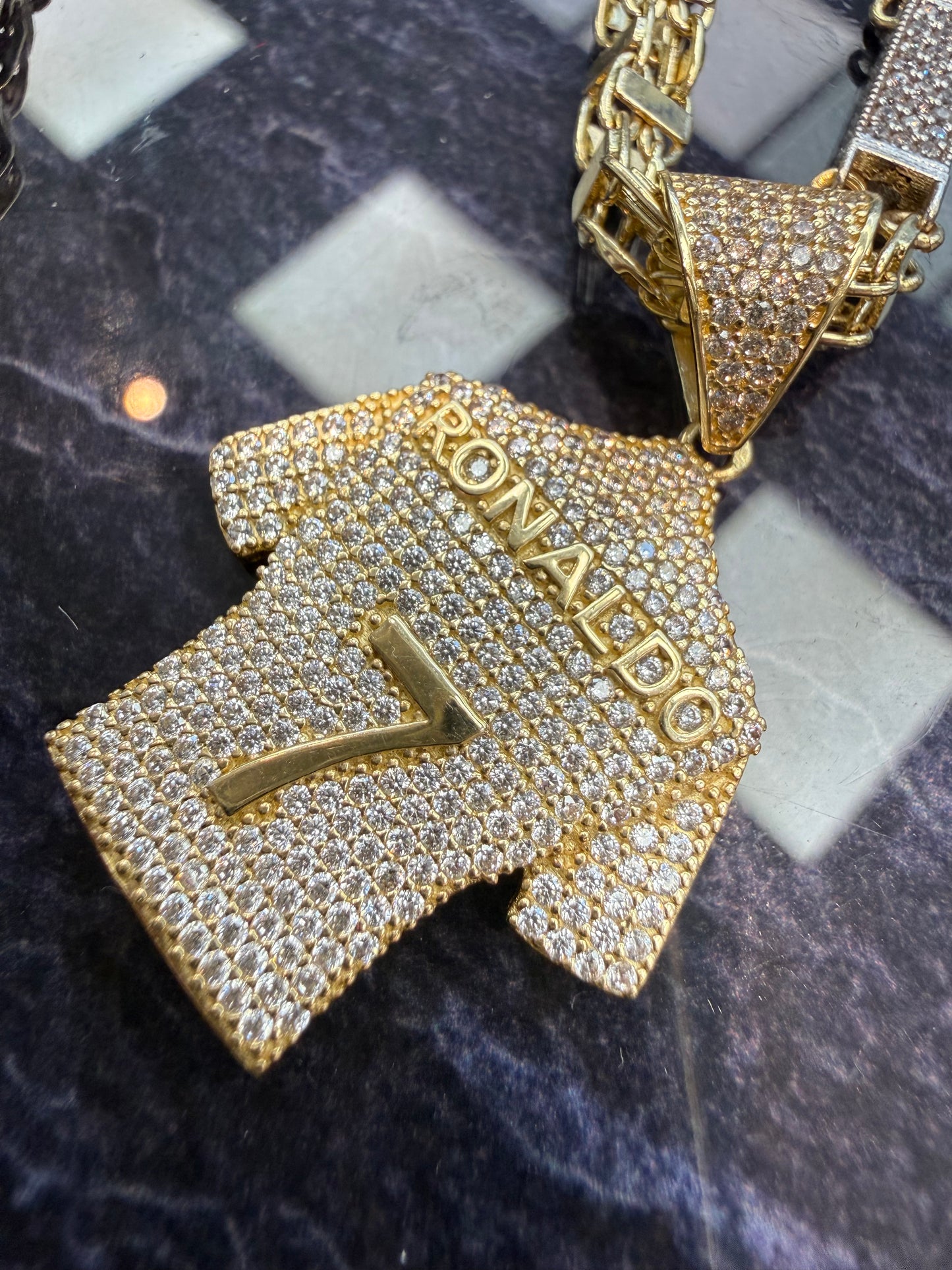 Prachtige 14 karaats gouden Magnum ketting met Ronaldo shirt 7 hanger