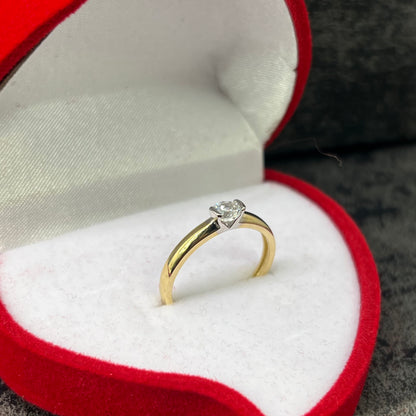 Prachtige dames ring solitaire