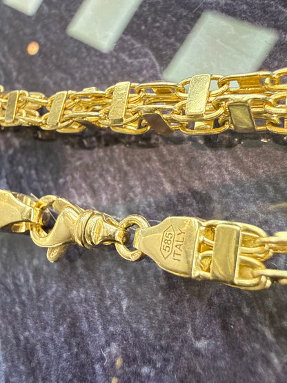 Prachtige 14 karaats gouden Magnum ketting met uniek kruis
