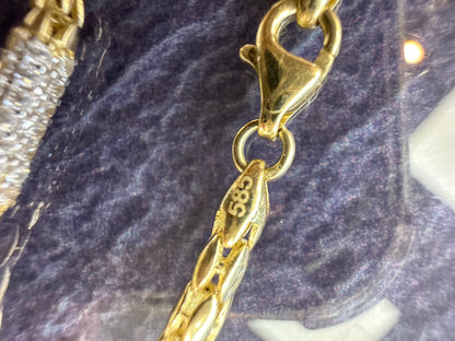 Prachtige 14 karaats gouden unieke ketting met engel hanger