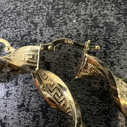 14 karaat gouden wokkels oorbellen