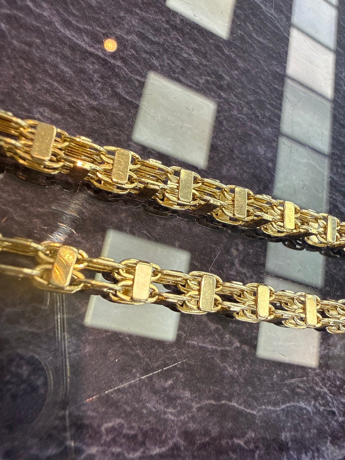 Prachtige 14 karaats gouden Magnum ketting met uniek kruis
