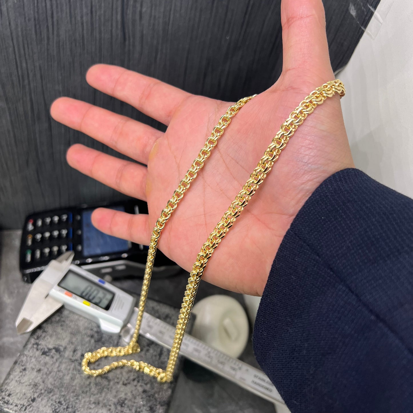 14 karaat gouden ketting massief schakel