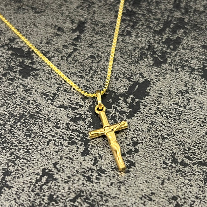 14 karaat gouden ketting met kruis