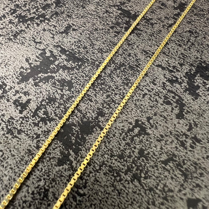 14 karaat gouden ketting met kruis